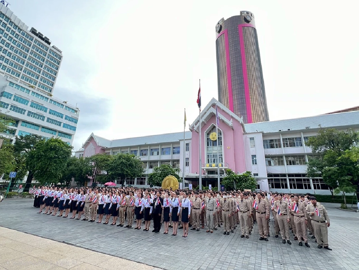 ธนาคารออมสิน รวมพลังร่วมเคารพธงชาติ เนื่องในวันพระราชทานธงชาติไทย