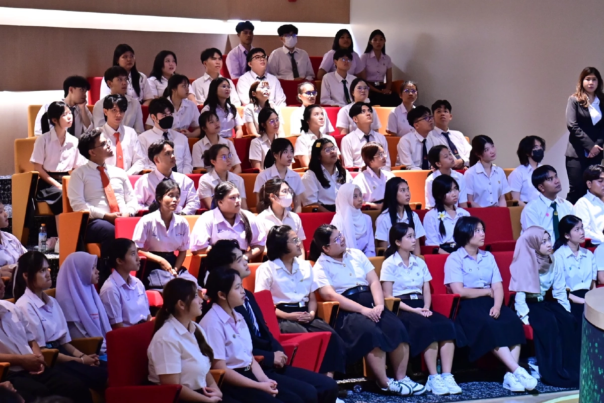 เครือเจริญโภคภัณฑ์ มอบทุนการศึกษาสร้างโอกาส สร้างอนาคตแก่เยาวชนไทย