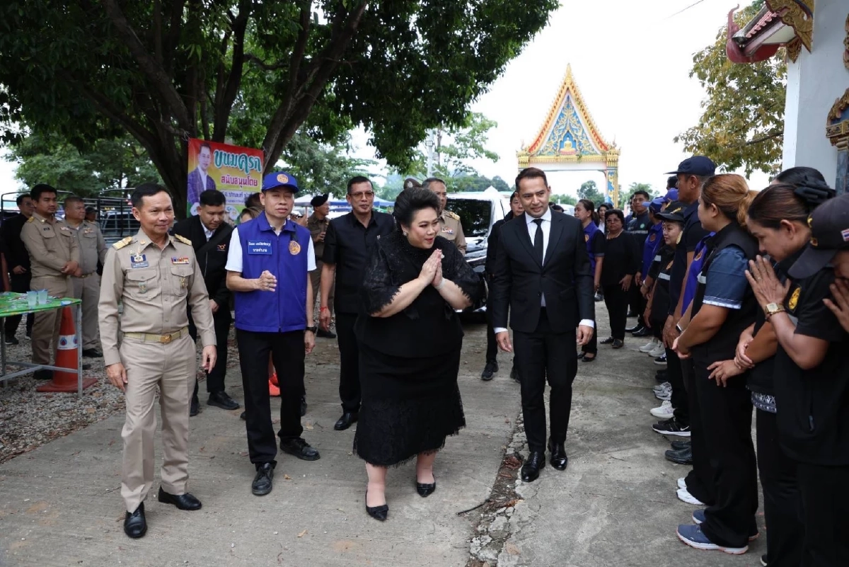 ศุภมาส ลุยน้ำท่วม สั่งเร่งช่วยประชาชน ย้ำใช้งบกลางฟื้นฟูพื้นที