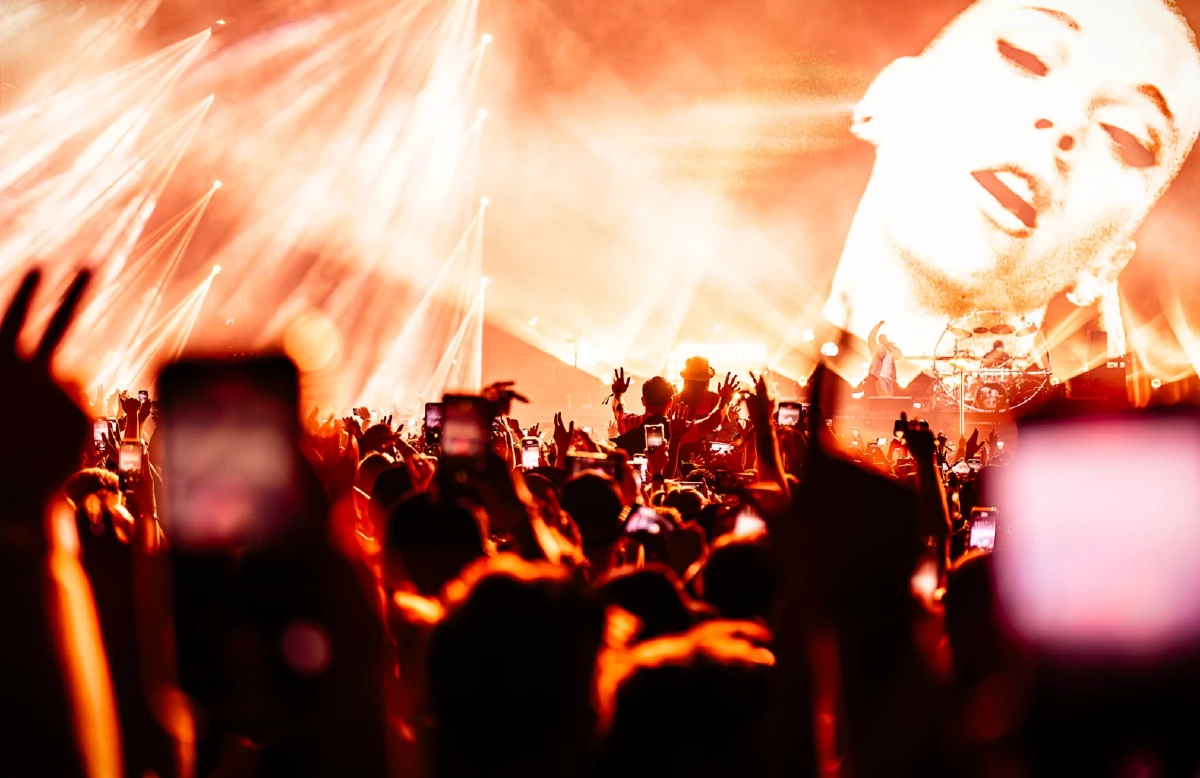 Creamfields - ปรากฏการณ์ EDM ระดับโลก และ รากฐานแห่งพลังงานแดนซ์