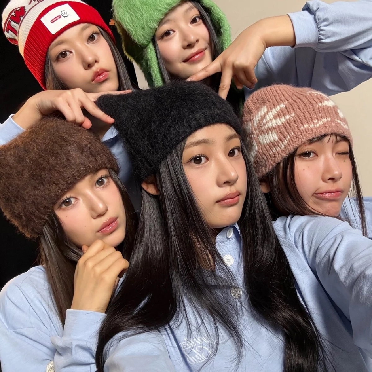 CREDIT : newjeans_official