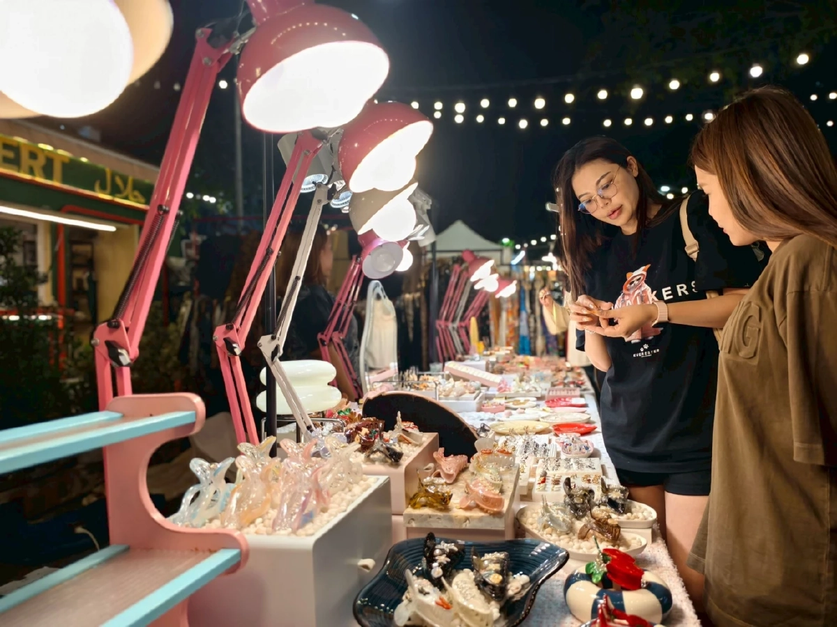 SPRiNG ร่วมกับพาร์ทเนอร์ จัด GREEN HUG ตลาดนัดรักษ์โลกกลางกรุง