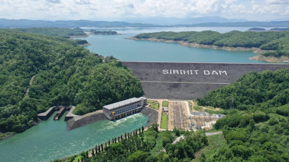 “รมว.อรรถพล” ลงพื้นที่เขื่อนสิริกิติ์ สั่งเฝ้าระวังปริมาณน้ำอย่างใกล้ชิด