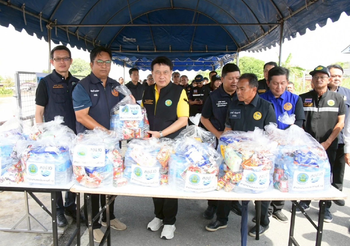 รมช. “นเรศ” ลงพื้นที่ติดตามน้ำท่วมเจ้าพระยา หลังพายุ “คัลแมกี” เล่นงาน!