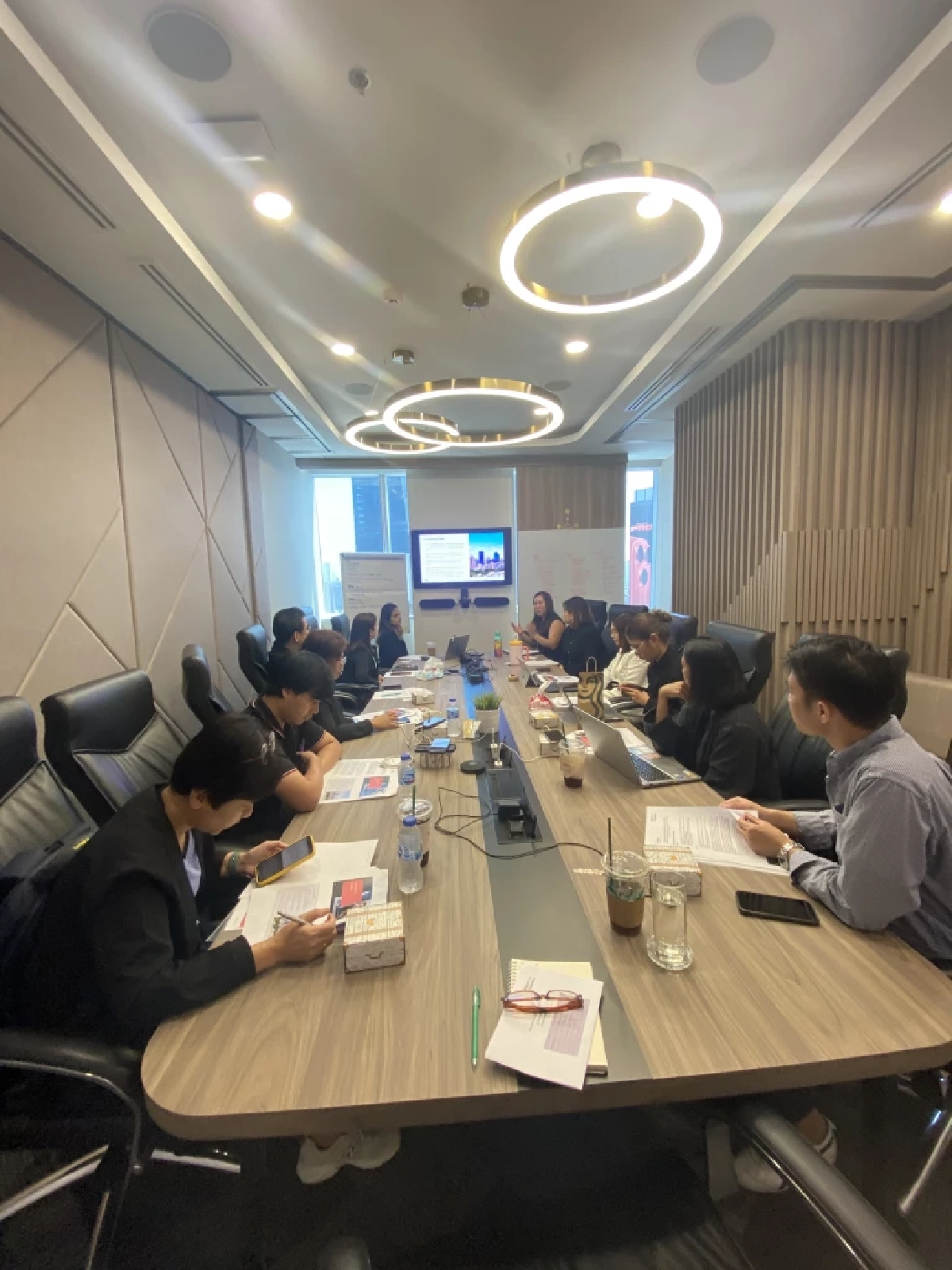 ผลสำรวจ ชี้ 67% องค์กรธุรกิจเจอผู้สมัครขาดทักษะ-60% พนักงานกังวลตามAI ไม่ทัน