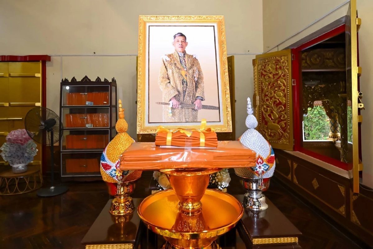 \"กต.เชิญผ้าพระกฐินพระราชทาน  สานสัมพันธ์ไทย–จีน 50 ปี\"
