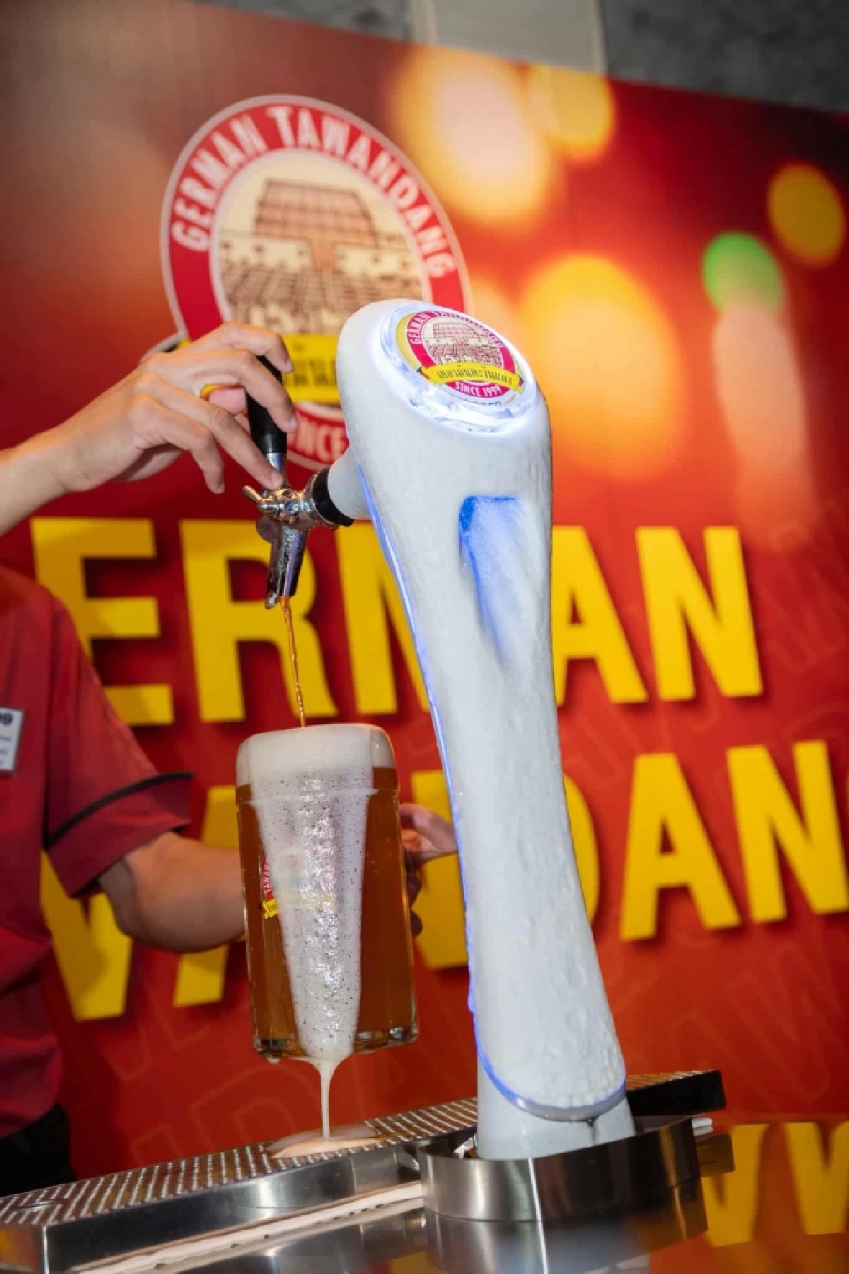 กลุ่มคาราบาว ส่งเบียร์สดเยอรมันตะวันแดง บุกตลาดนอกโรงเบียร์ ครั้งแรกในประวัติศาสตร์