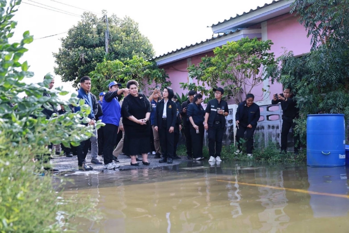 ศุภมาส ลุยน้ำท่วม สั่งเร่งช่วยประชาชน ย้ำใช้งบกลางฟื้นฟูพื้นที