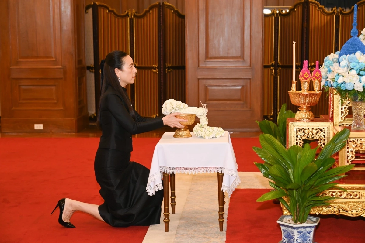 เมืองไทยประกันภัย เข้าถวายสักการะพระบรมศพ สมเด็จพระพันปีหลวง