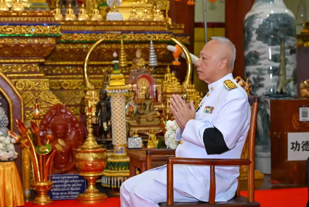 \"กต.เชิญผ้าพระกฐินพระราชทาน  สานสัมพันธ์ไทย–จีน 50 ปี\"