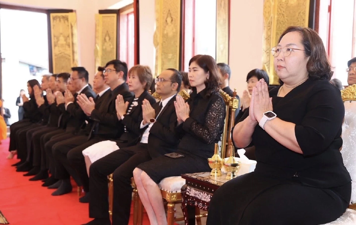 ออมสินร่วมพิธีบำเพ็ญกุศล 7 วัน ถวายอาลัยสมเด็จพระพันปีหลวง