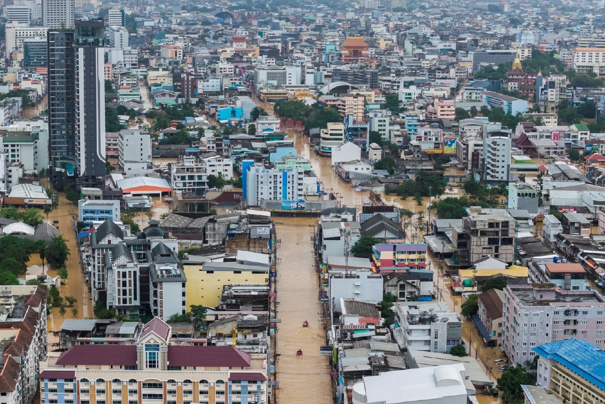 คอนเทนต์ที่เหมาะสมยามน้ำท่วม สื่ออย่างไรไม่ซ้ำเติมวิกฤต