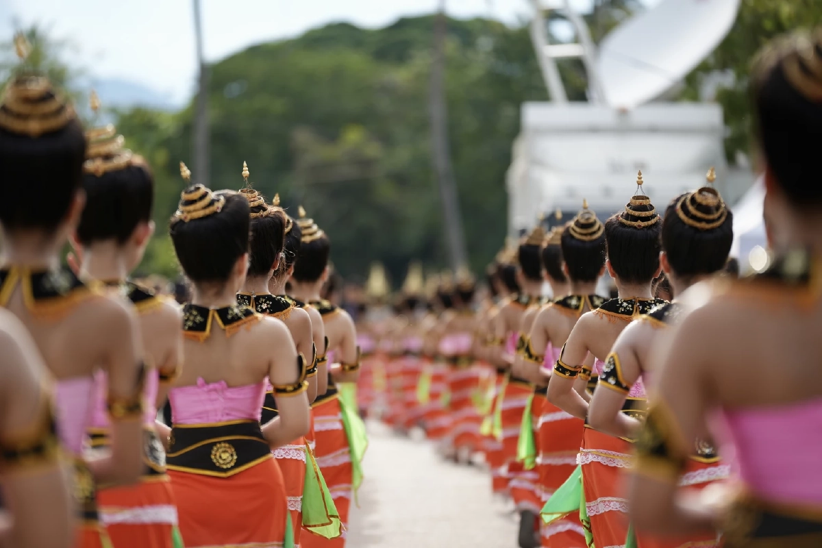 ททท.ร่วมจัดกิจกรรม ‘ประเพณีลอยกระทง เผาเทียน เล่นไฟ สุโขทัย’ ปี’68 วิถีใหม่-รักษ์โลก-ร่วมไว้อาลัย