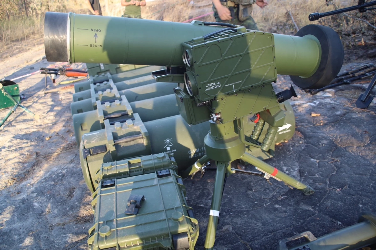 ยึดอาวุธสัญชาติจีนจากทหารกัมพูชาได้เพียบ บนเนิน 500 