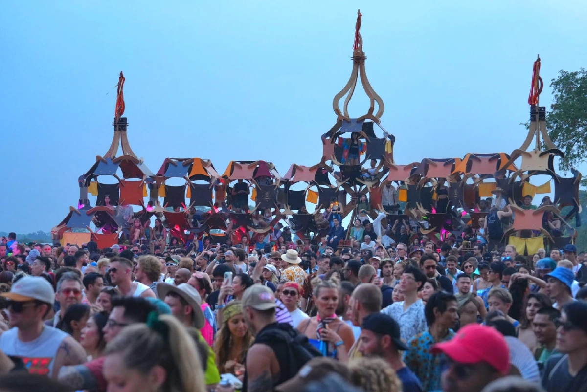 ททท. โชว์พลังเสน่ห์ไทย “หมอลำ” บนเวที Wonderfruit 2025 ยกระดับวัฒนธรรมไทย