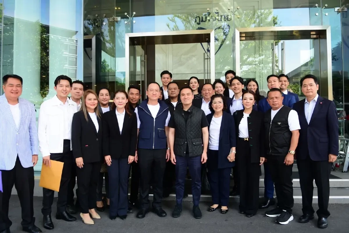 เปิดรายชื่อสมาชิกใหม่ 'ภูมิใจไทย' บ้านใหญ่มาเพียบ พร้อมสู้เลือกตั้ง