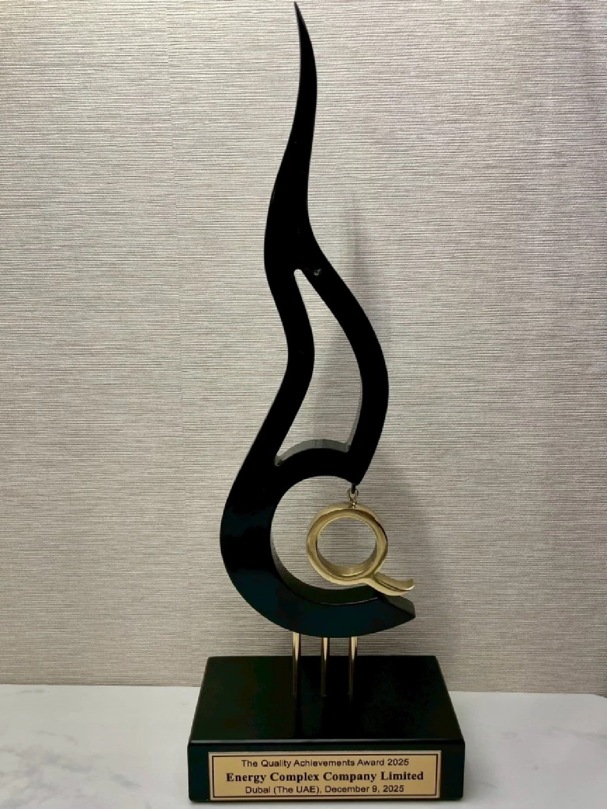 ต้นแบบแบรนด์รักษ์โลก-ประหยัดพลังงาน EnCo คว้า ESQR’s Quality Achievements Award 2025