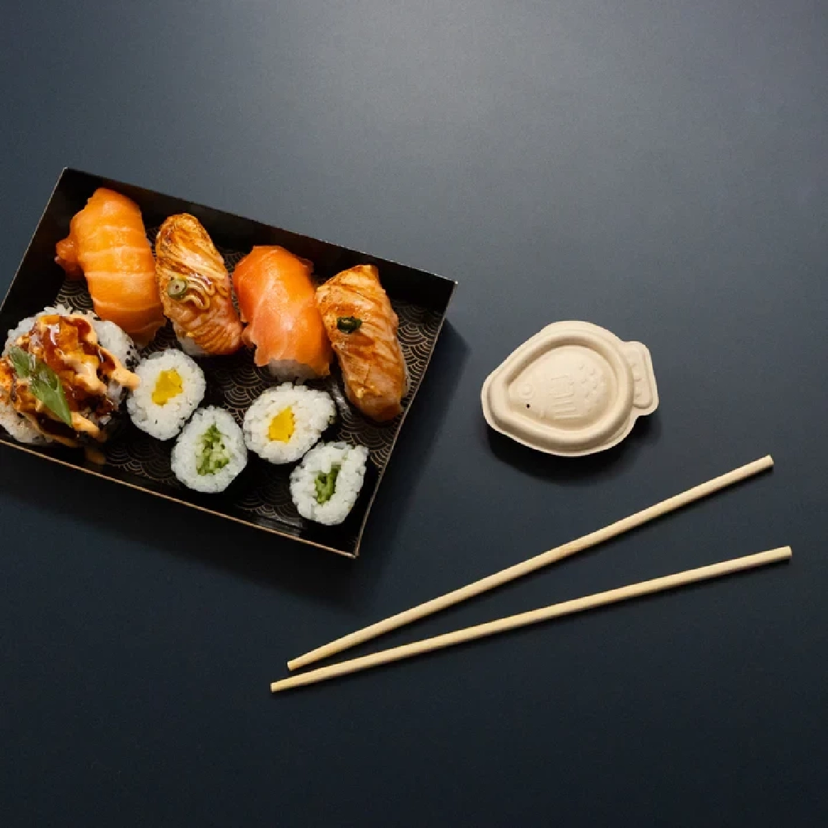 เปิดตัว “Holy Carp!” หลอดโชยุรูปปลาทำจากชานอ้อย ย่อยสลายได้ไวสุด