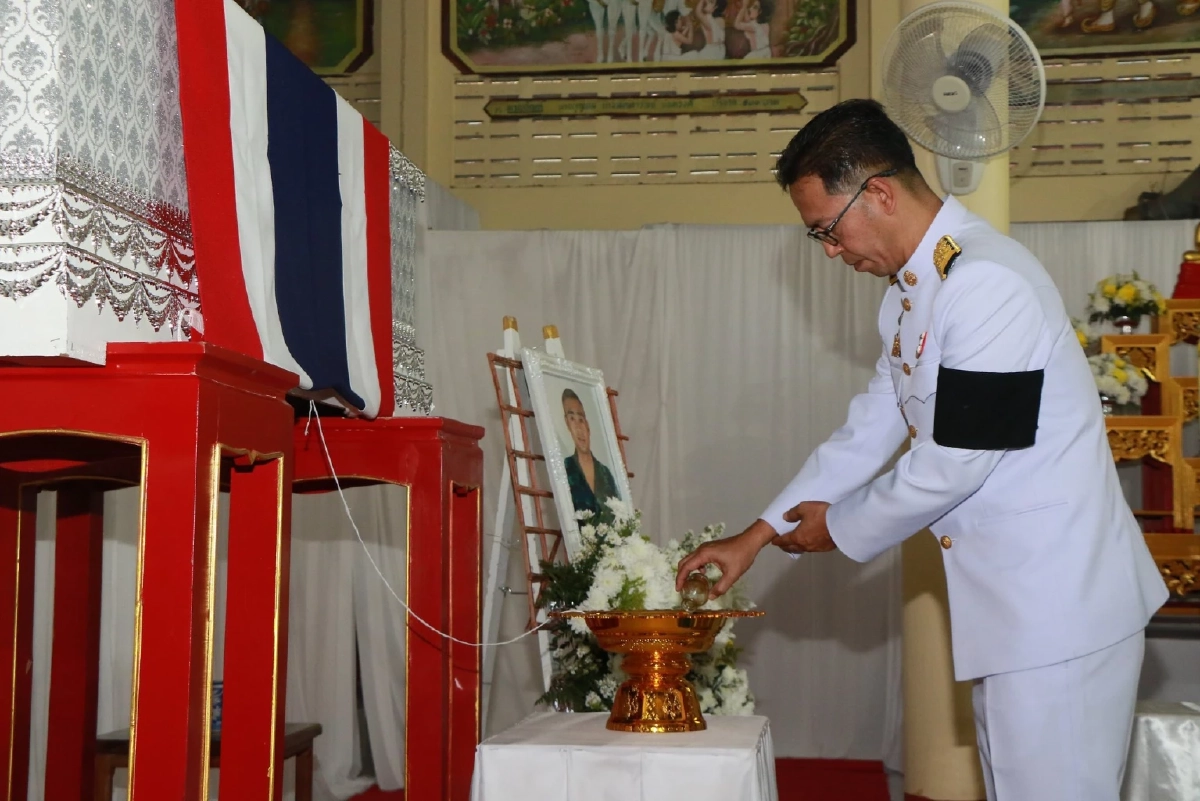 วธ. รับสนองงานพิธีการศพในการที่ ในหลวงโปรดเกล้าฯ รับศพผู้เสียชีวิต ชายแดนไทย-กัมพูชา ไว้ในพระบรมราชานุเคราะห์