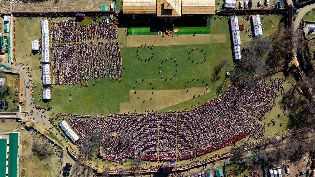 “กัมพล ตันสัจจา” ประธานสวนนงนุชฯ รับพระราชทานเครื่องราชฯภูฏาน เพื่อเชิดชูเกียรติ