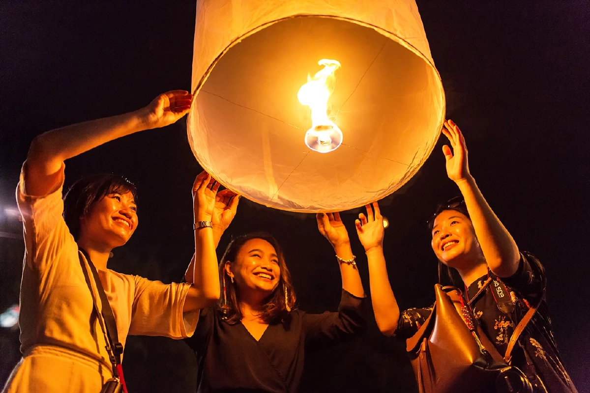 ‘แกร็บ’ เผย เทรนด์เรียกรถ-ฟู้ดเดลิเวอรี” 2025‘ส้มตำ’ แชมป์เมนูสั่งอาหาร