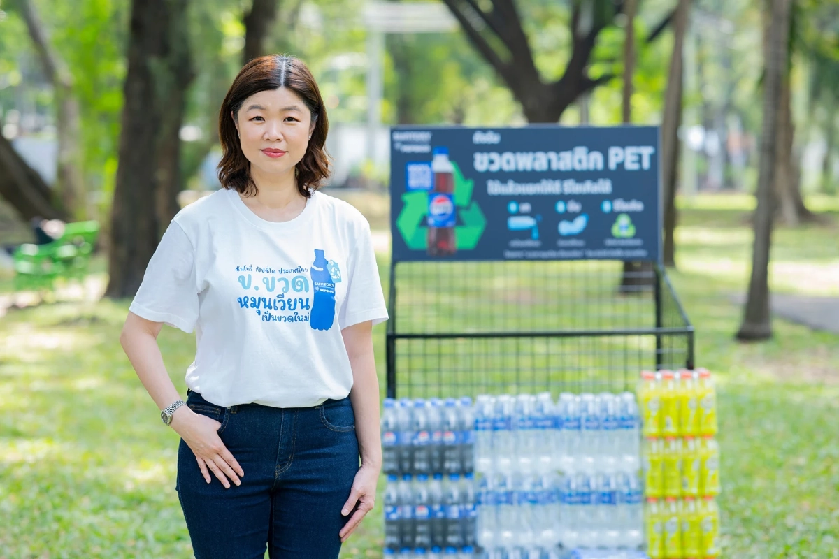 ‘ซันโทรี่ เป๊ปซี่โค’ หนุนถังแยกขวดพลาสติก PET ในงานกาชาด