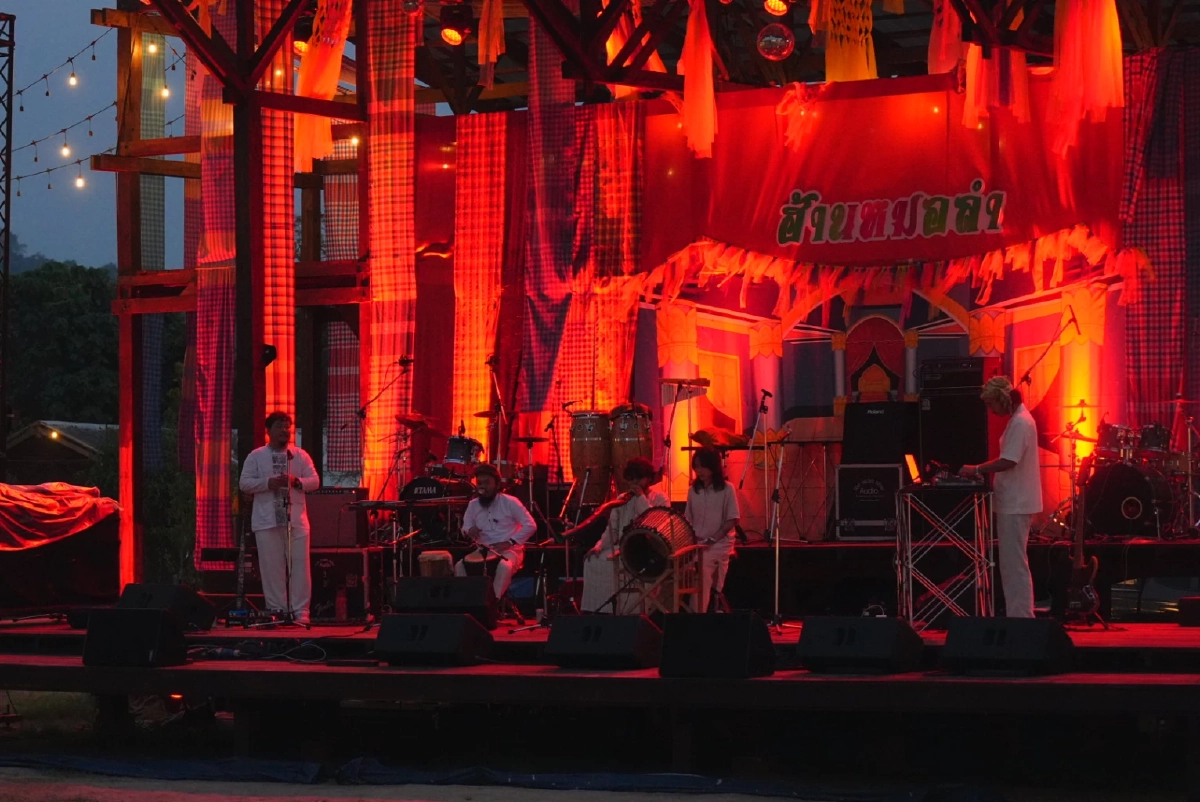 ททท. โชว์พลังเสน่ห์ไทย “หมอลำ” บนเวที Wonderfruit 2025 ยกระดับวัฒนธรรมไทย