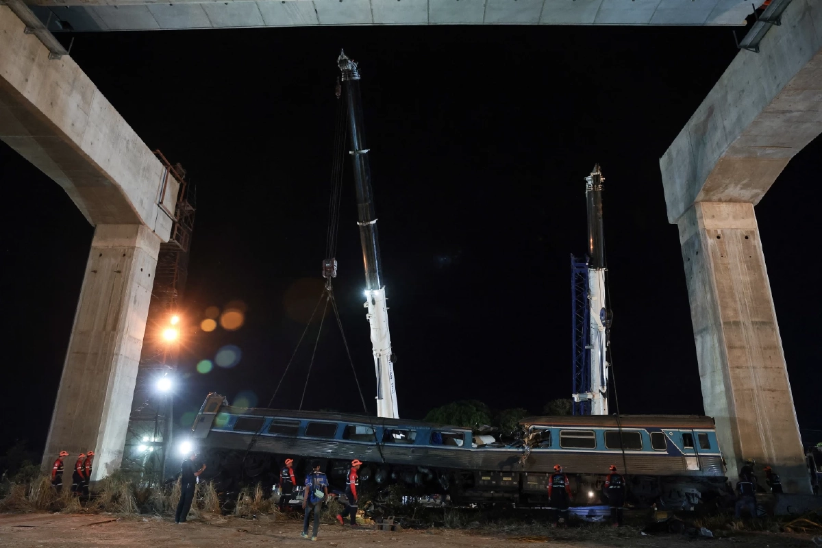 'สมุดพกผู้รับเหมา'  คืออะไร...เปิดกฎกระทรวงตัดสิทธิบริษัททุจริต-ประมาทมีคนตาย เป็นกลไกถอน-ลดชั้นผู้รับเหมารับงานรัฐได้ไหม ? Credit ภาพ REUTERS 