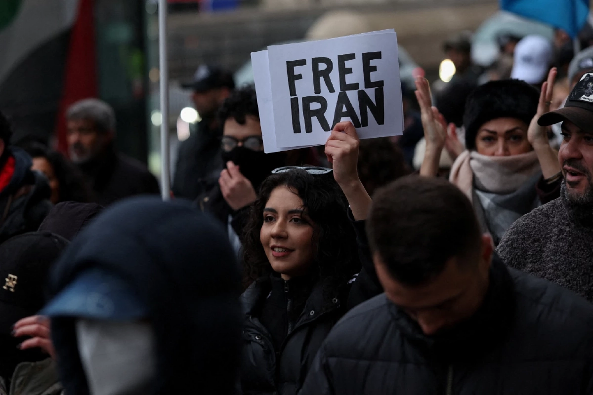 เกิดอะไรขึ้นในอิหร่าน เมื่อประชาชนประท้วง แต่รัฐบาลไม่อ่อนข้อ