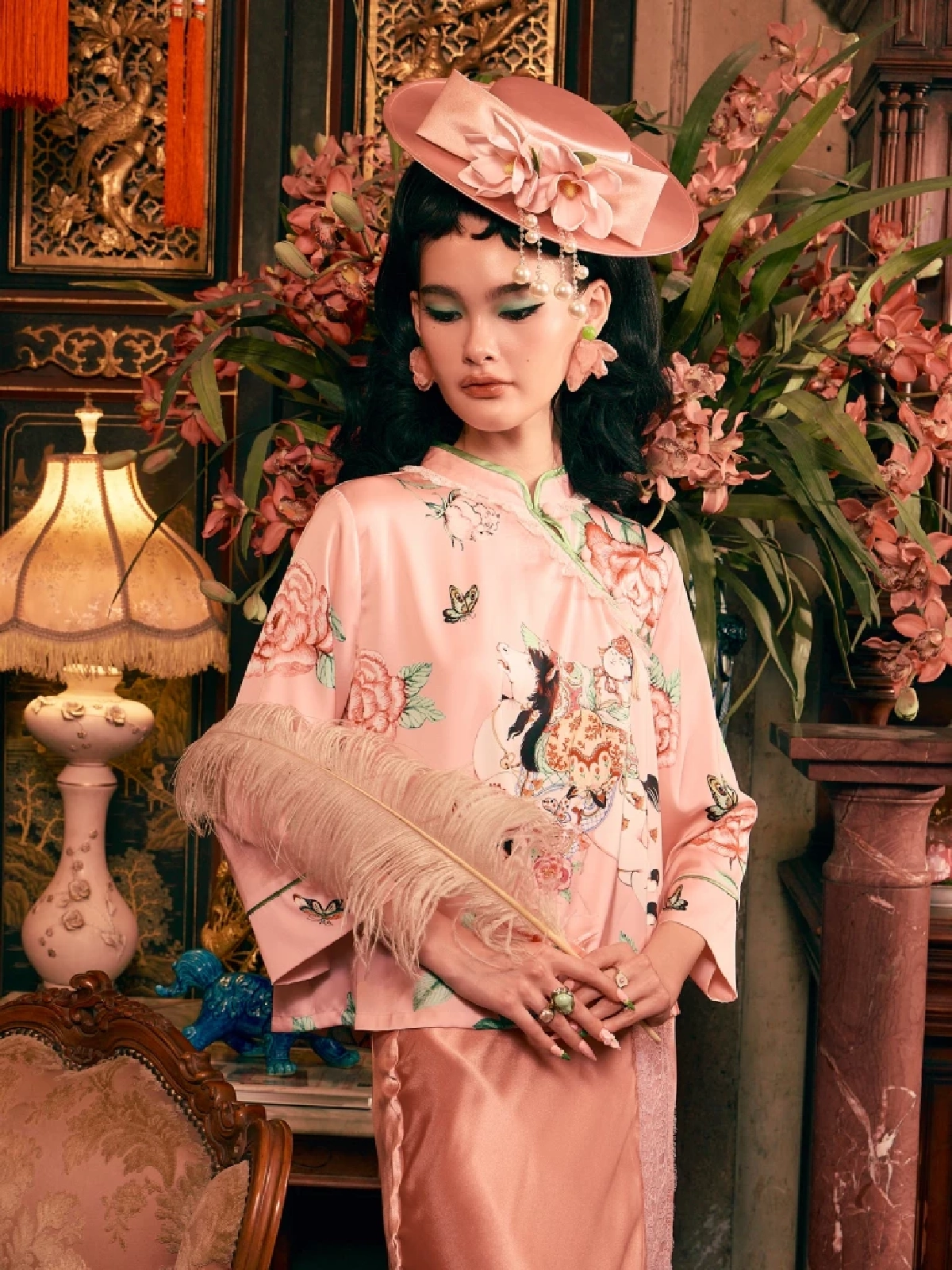 เจาะกลยุทธ์ความเชื่อ ‘ม้า 8 ตัว’ และผลงาน ‘ยูน-ปัณพัท’ คอลเลกชันใหม่ของวาโก้