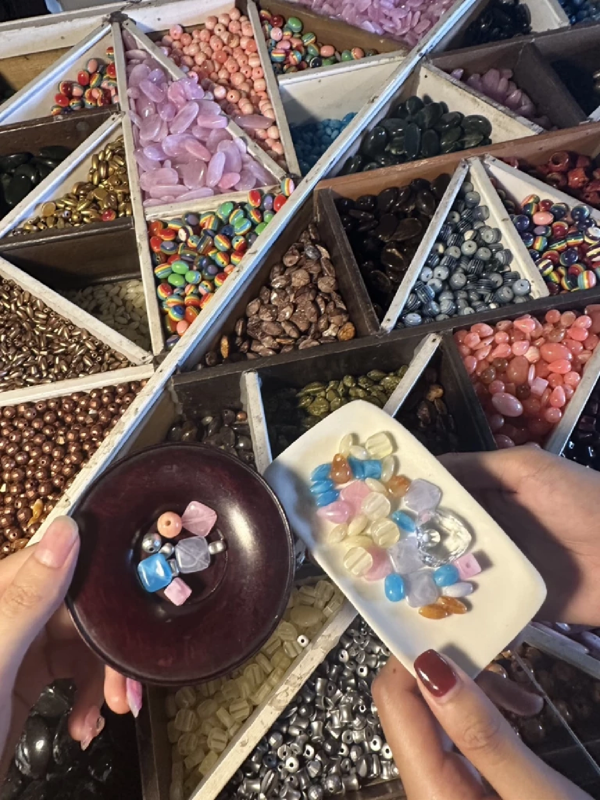 เที่ยว Local คลองบางหลวง อุดหนุนงานฝีมือชาวบ้าน ชาร์จแบตไปกับวิถีชุมชน