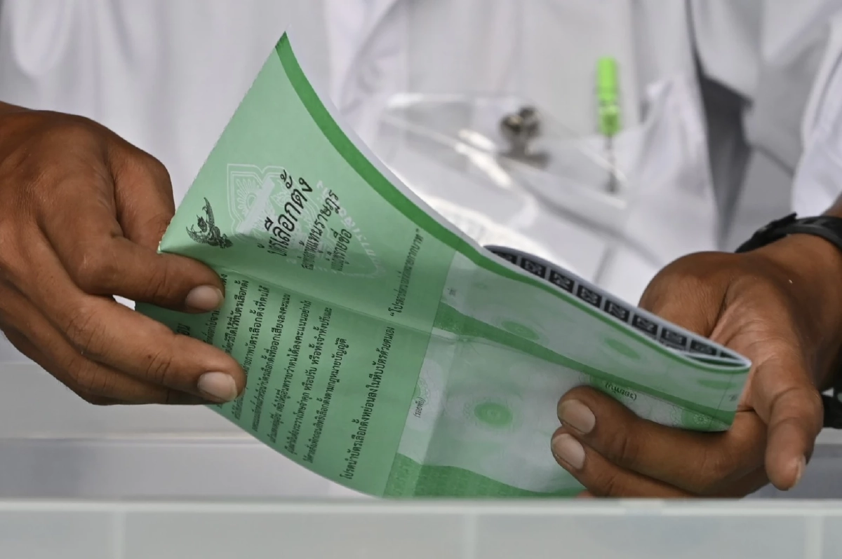 เลือกตั้ง 2569 : กากบาท 1 ครั้ง ราคาแพงกว่าค่าแรง ประชาธิปไตยแบบ ‘Pay-to-Vote’