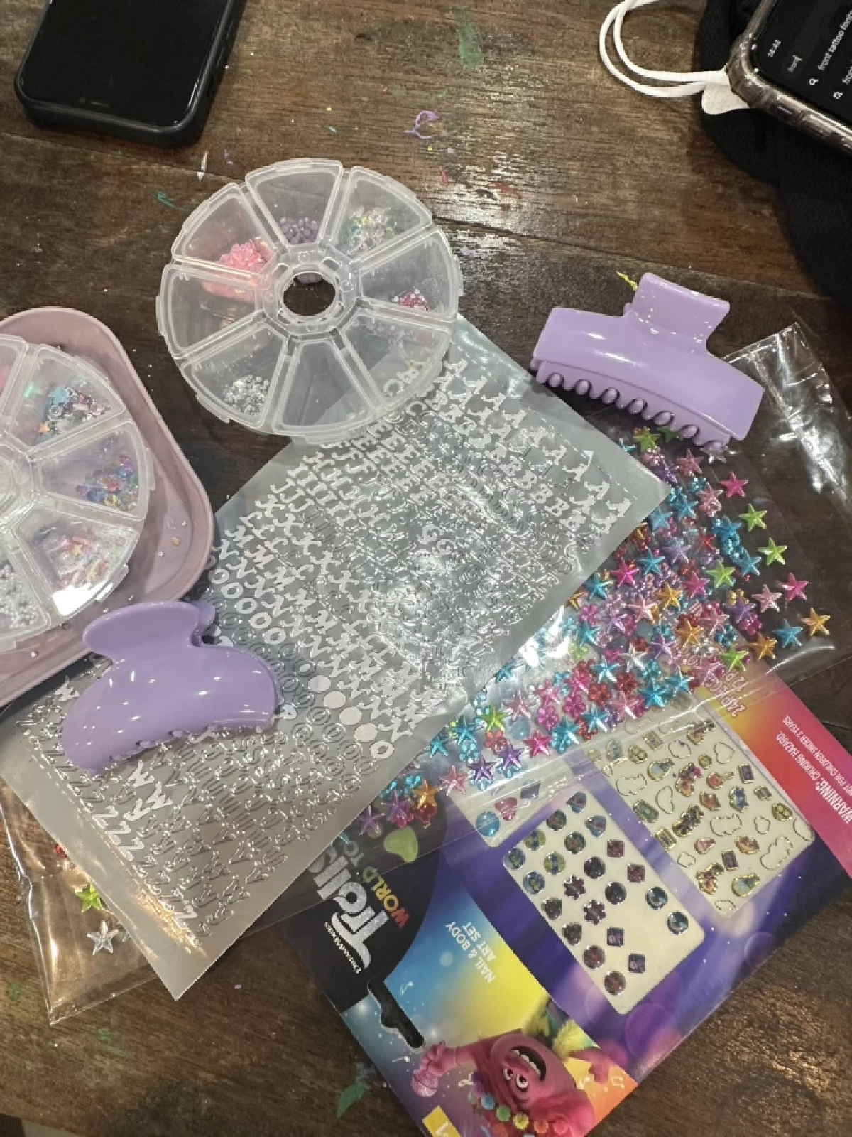 เที่ยว Local คลองบางหลวง อุดหนุนงานฝีมือชาวบ้าน ชาร์จแบตไปกับวิถีชุมชน