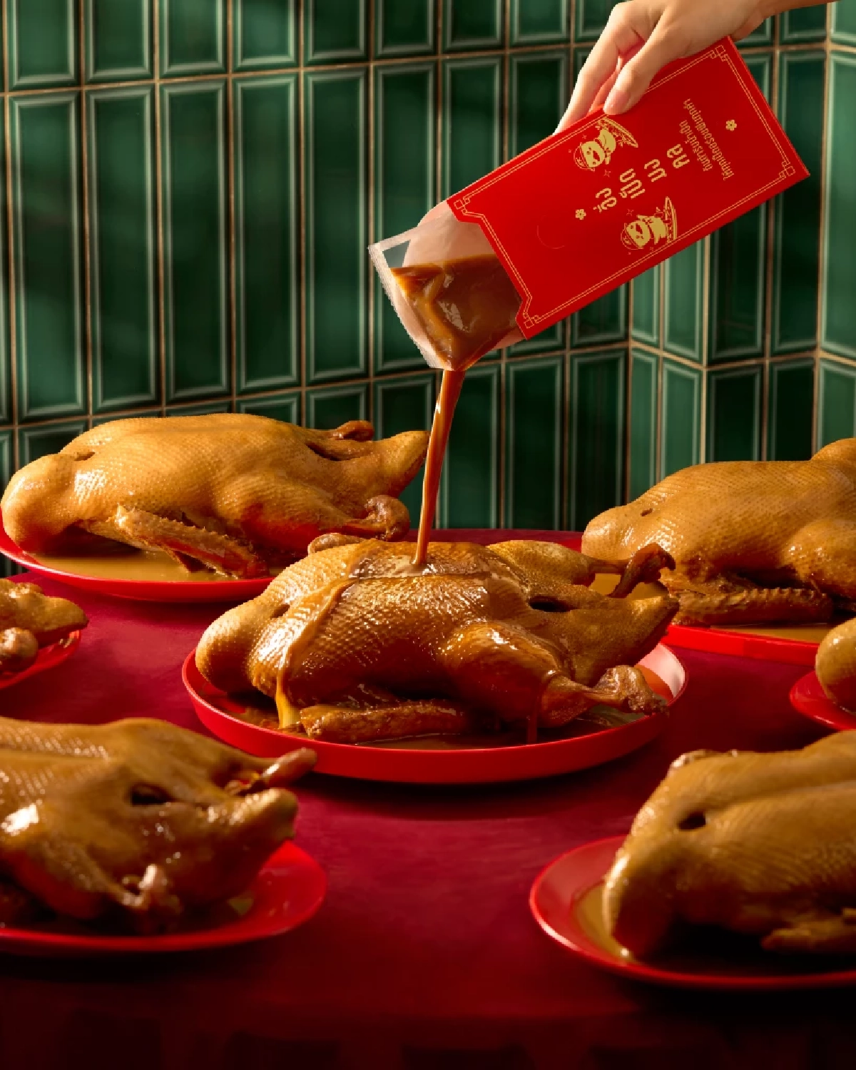 ส่องตลาดไก่-เป็ดไหว้เจ้าตรุษจีน KFC ชูไก่กรอบทั้งตัว-MK ส่งอั่งเป็ดมงคล