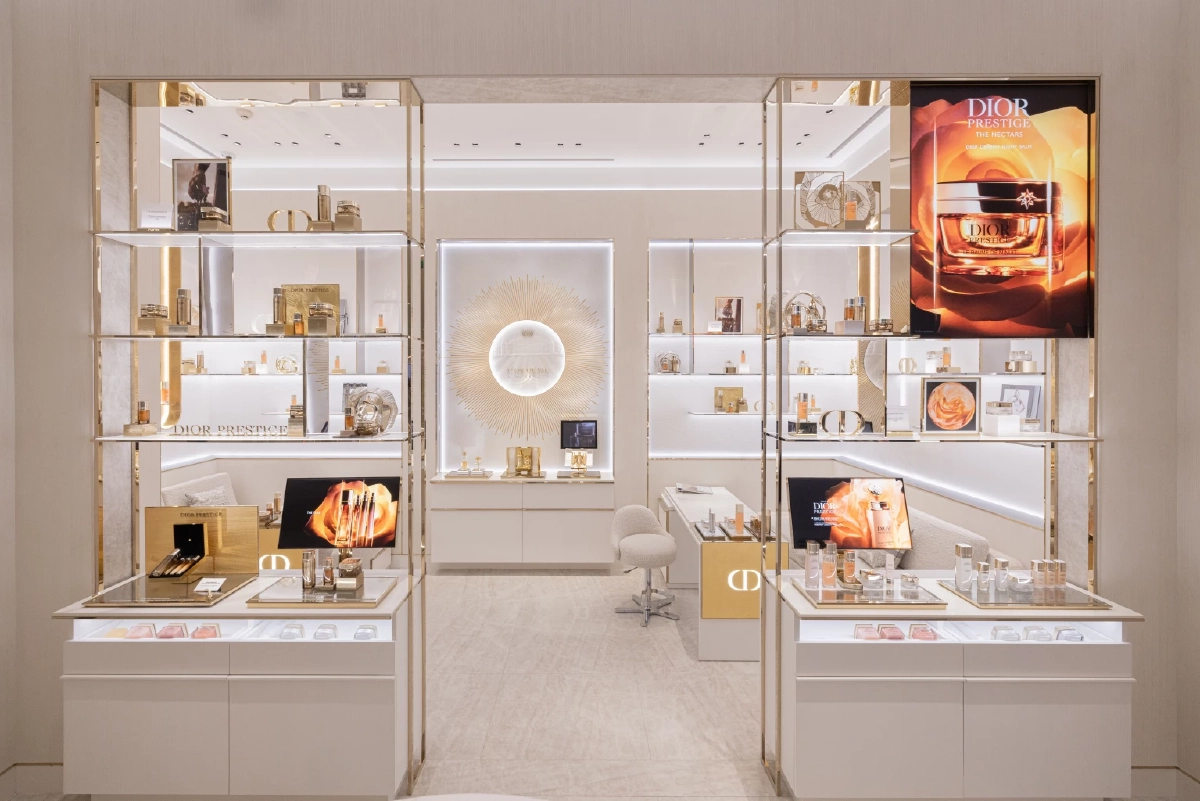 Dior เปิดตัวแฟลกชิปบูติคใหม่ ใหญ่ที่สุดใน SEA ที่ไอคอนสยาม