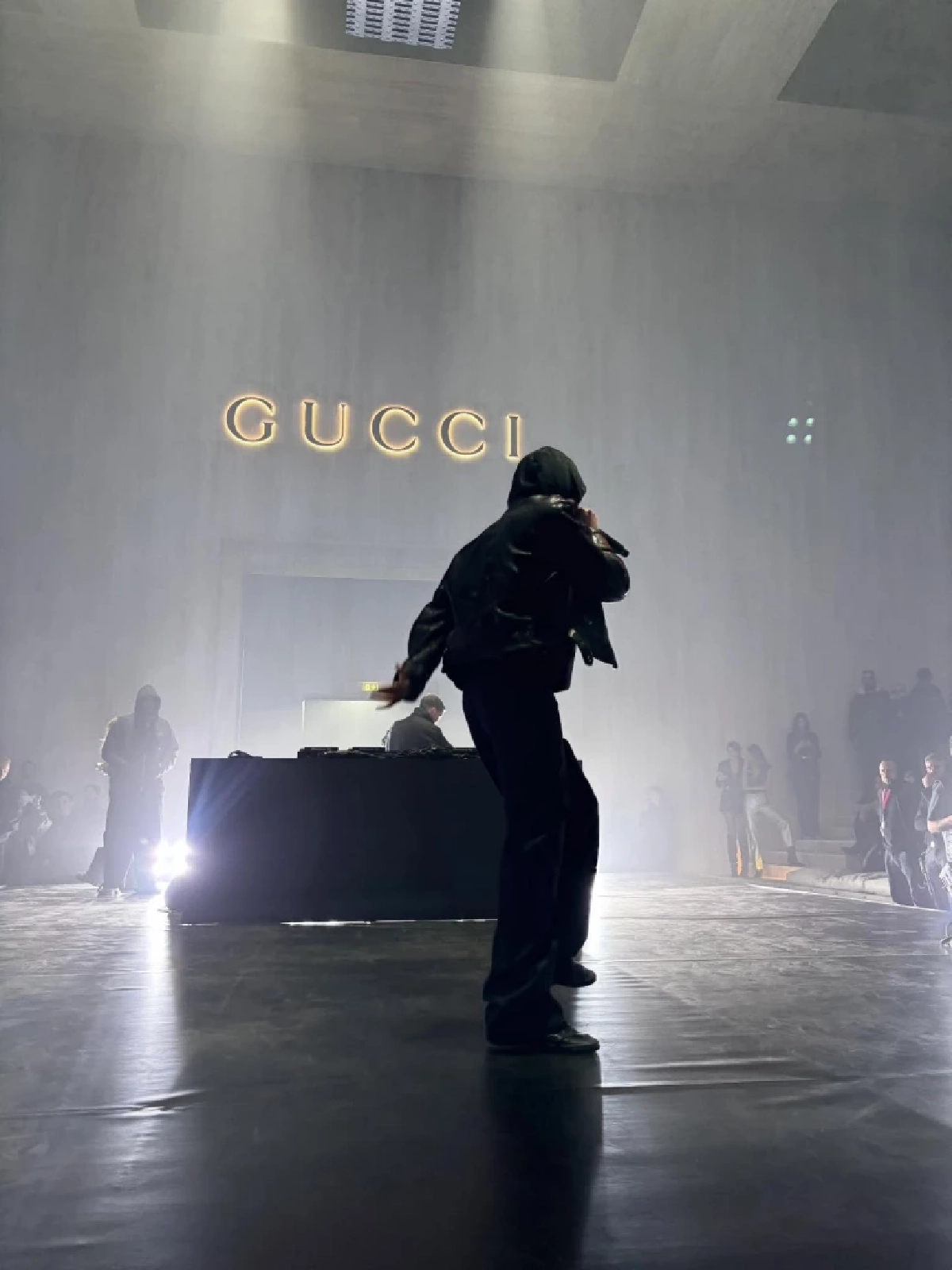 CREDIT : thefacemagazine