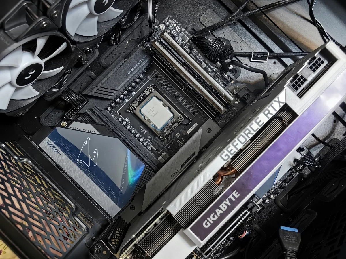 NVIDIA โชว์ผลประกอบการไตรมาส Q4 ทุบสถิติ ดันรายได้พุ่ง 75%