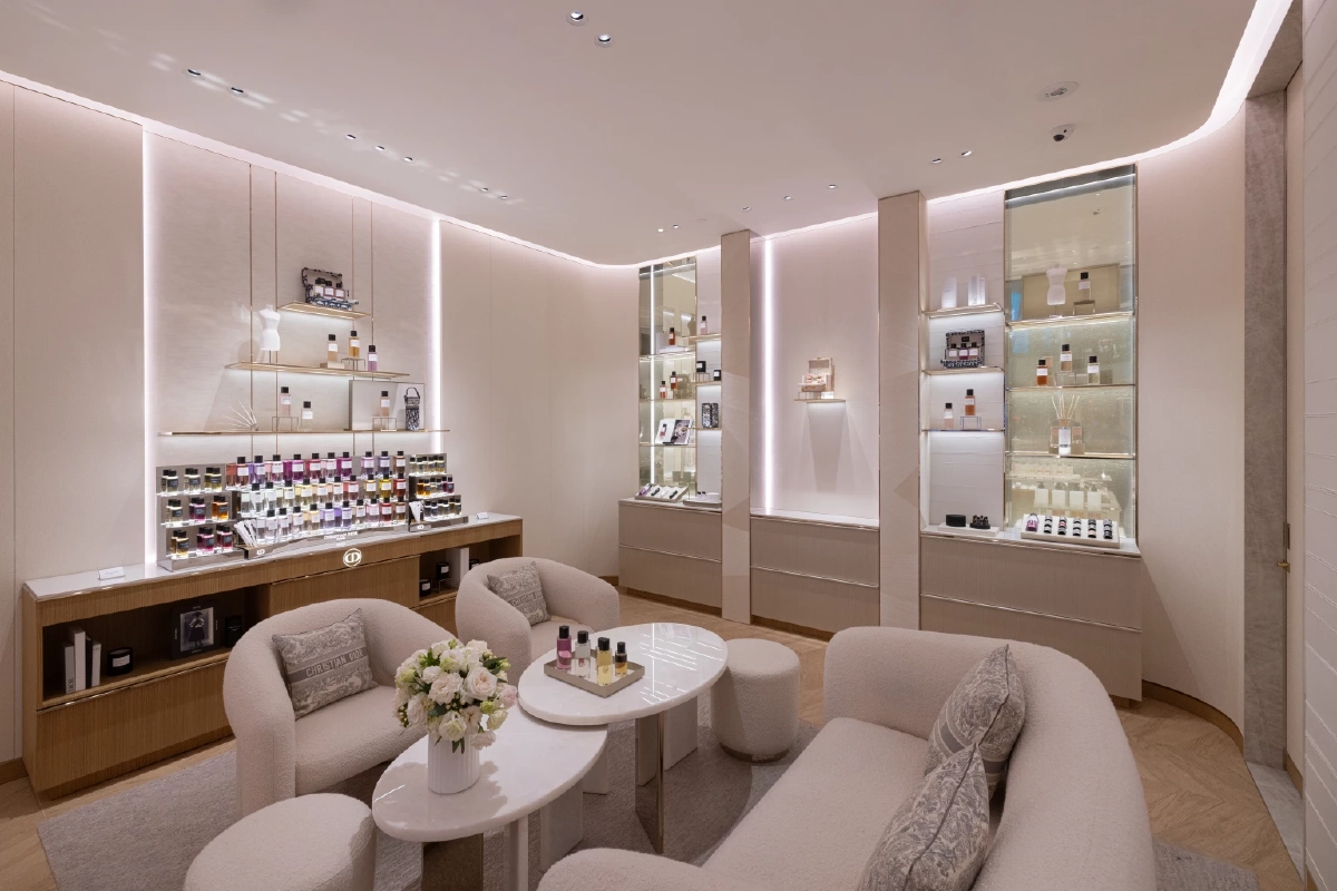 Dior เปิดตัวแฟลกชิปบูติคใหม่ ใหญ่ที่สุดใน SEA ที่ไอคอนสยาม