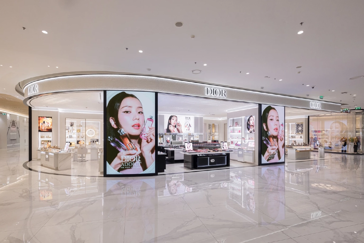 Dior เปิดตัวแฟลกชิปบูติคใหม่ ใหญ่ที่สุดใน SEA ที่ไอคอนสยาม