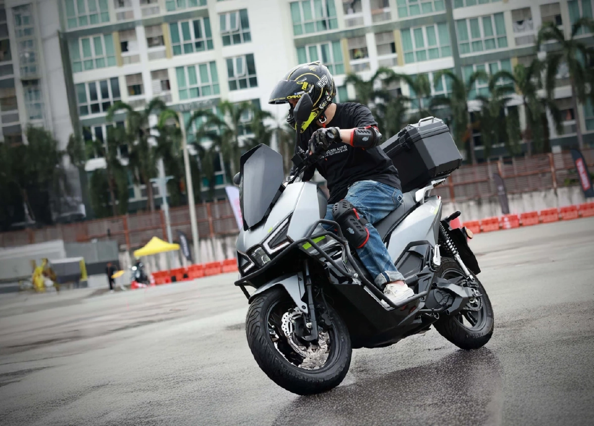 ชวนเช็ก! 5ข้อก่อน เช่า-ซื้อ ‘มอเตอร์ไซค์อีวี’ ต้องดูรูปแบบการใช้งาน
