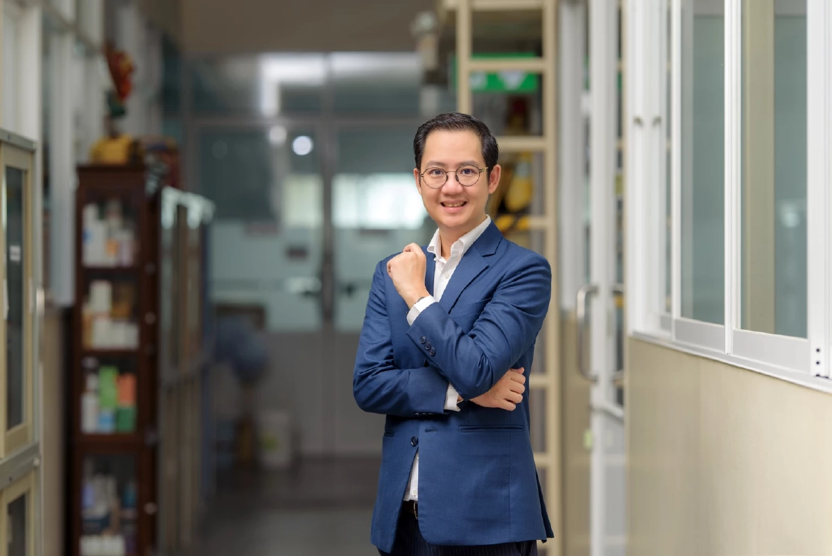 สิทธิชัย แดงประเสริฐ  ประธานกลุ่มอุตสาหกรรมสมุนไพร ในสภาอุตสาหกรรม