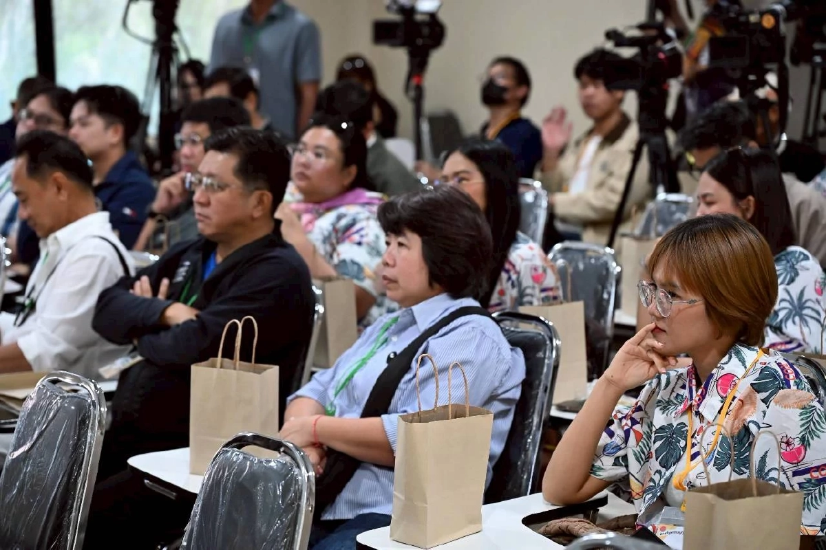 ศาลรัฐธรรมนูญพบสื่อ รอบ 15 ปี 'นครินทร์' ปัดเป็นเครื่องมือสกัดฝ่ายตรงข้าม