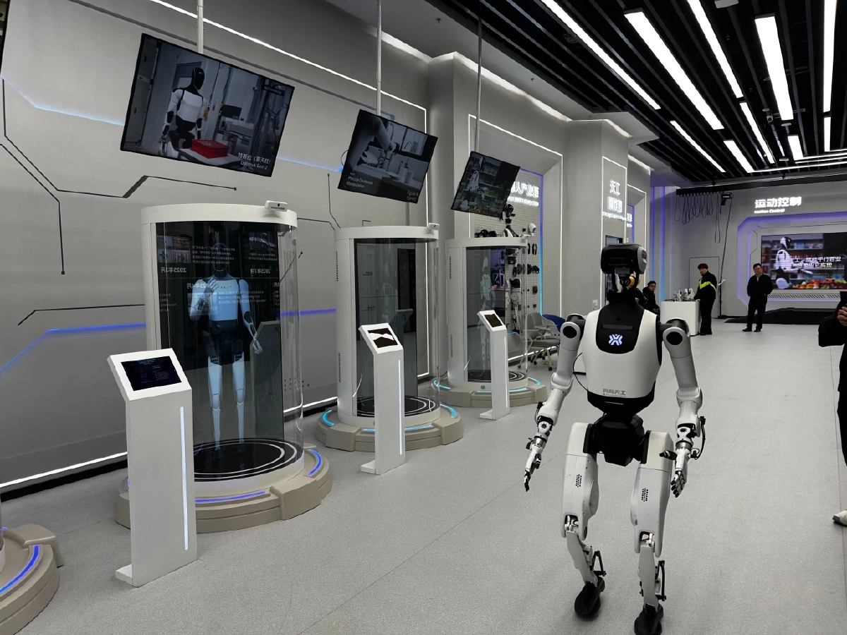 เจาะลึก 'RoboMIND' ระบบ Open Source ยุทธศาสตร์หุ่นยนต์ฮิวแมนนอยด์ของจีน