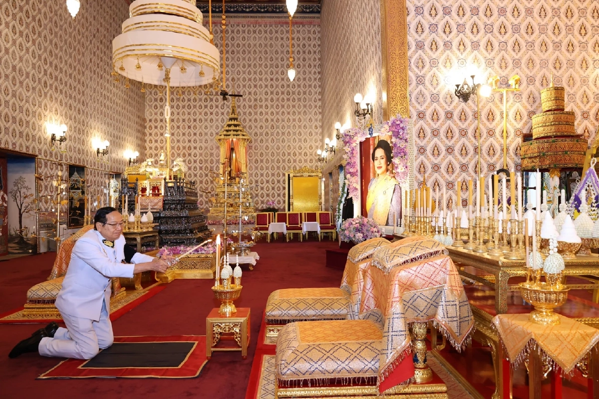 ช.การช่าง ร่วมเป็นเจ้าภาพบำเพ็ญกุศลและวางพวงมาลาถวายสักการะ 'พระพันปีหลวง'