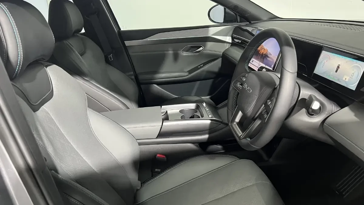 CREDIT : bangkokbiznews