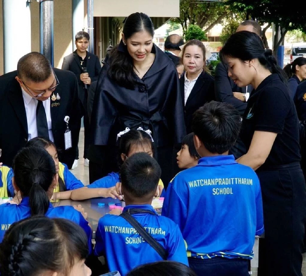 เลขาฯ รมต.สันติ รณรงค์ต่อต้านบุหรี่ไฟฟ้า สร้างภูมิคุ้มกันในรั้วโรงเรียน