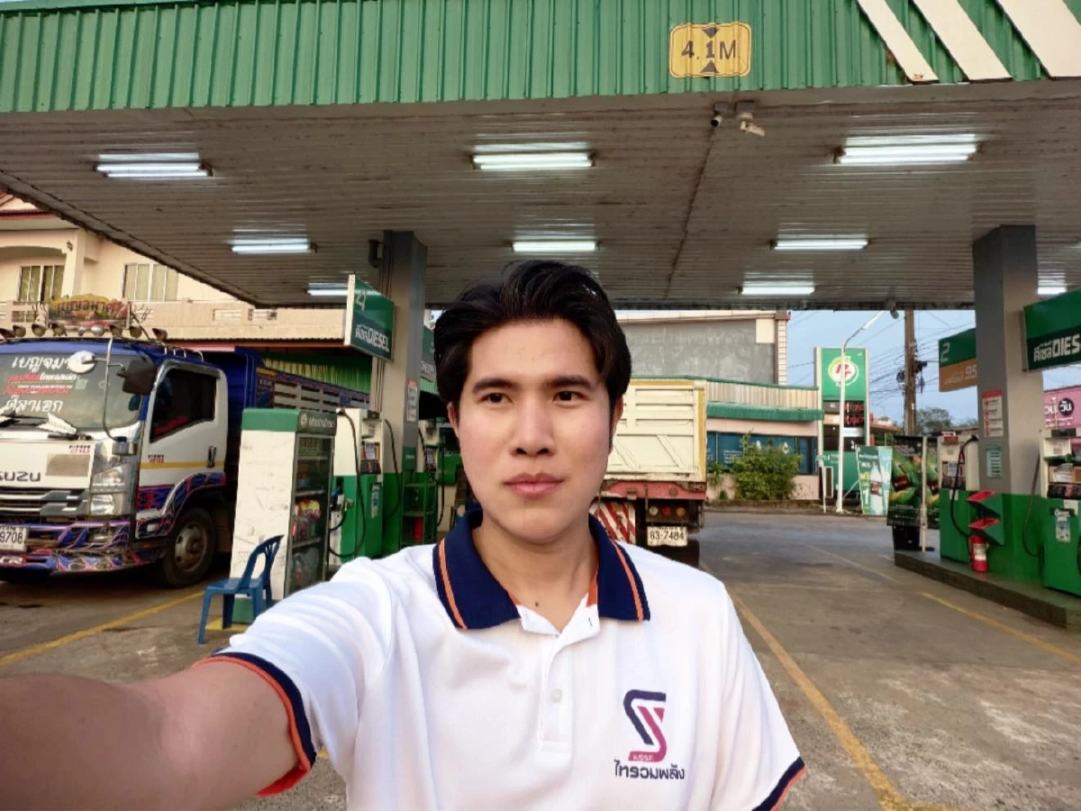 “กังฟู” ลงช่องเม็ก ชี้รถน้ำมันต่อคิวส่งลาว เสนอรัฐชะลอส่งออก