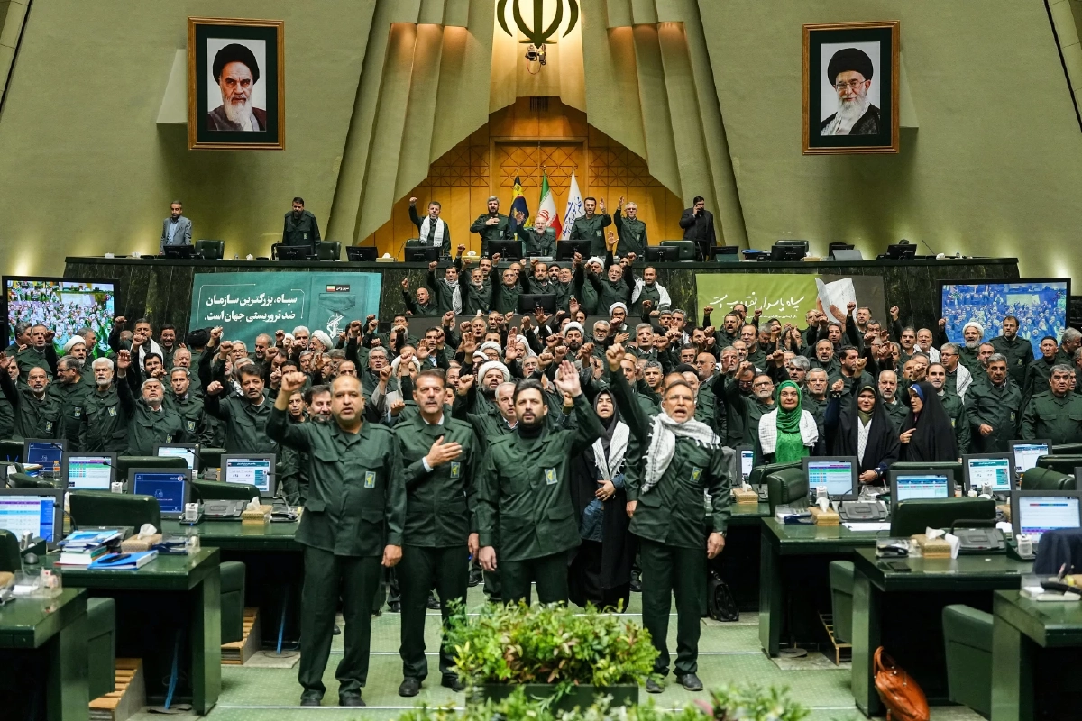 อิหร่านปรับยุทธศาสตร์ทหารสู่เชิงรุก เดินหน้าสู้แรงกดดันสหรัฐฯ-อิสราเอล