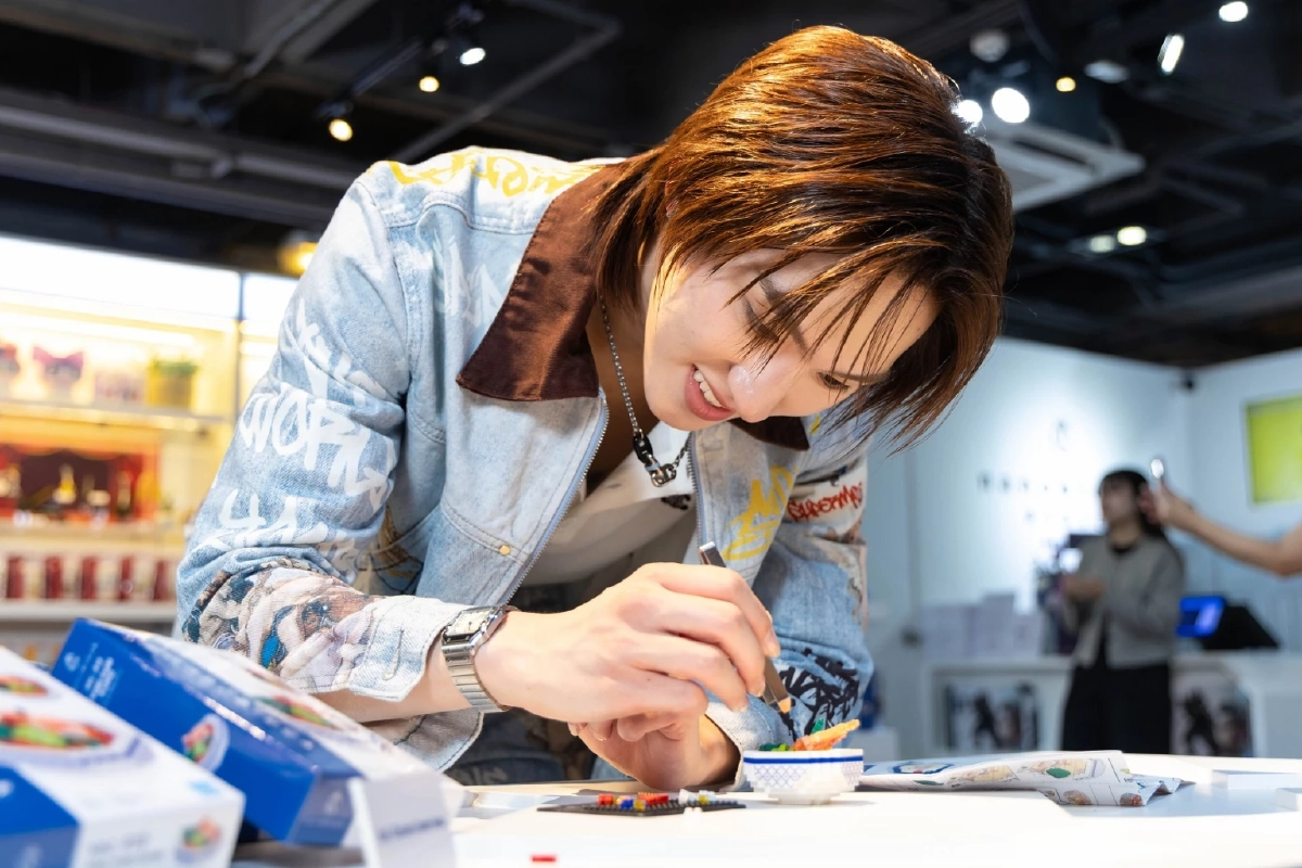 ทำไม 'ของเล่นชิ้นจิ๋ว' ถึงเยียวยา! nanoblock store แห่งแรกในไทย พร้อมโมเดล ‘ต้มยำกุ้ง’