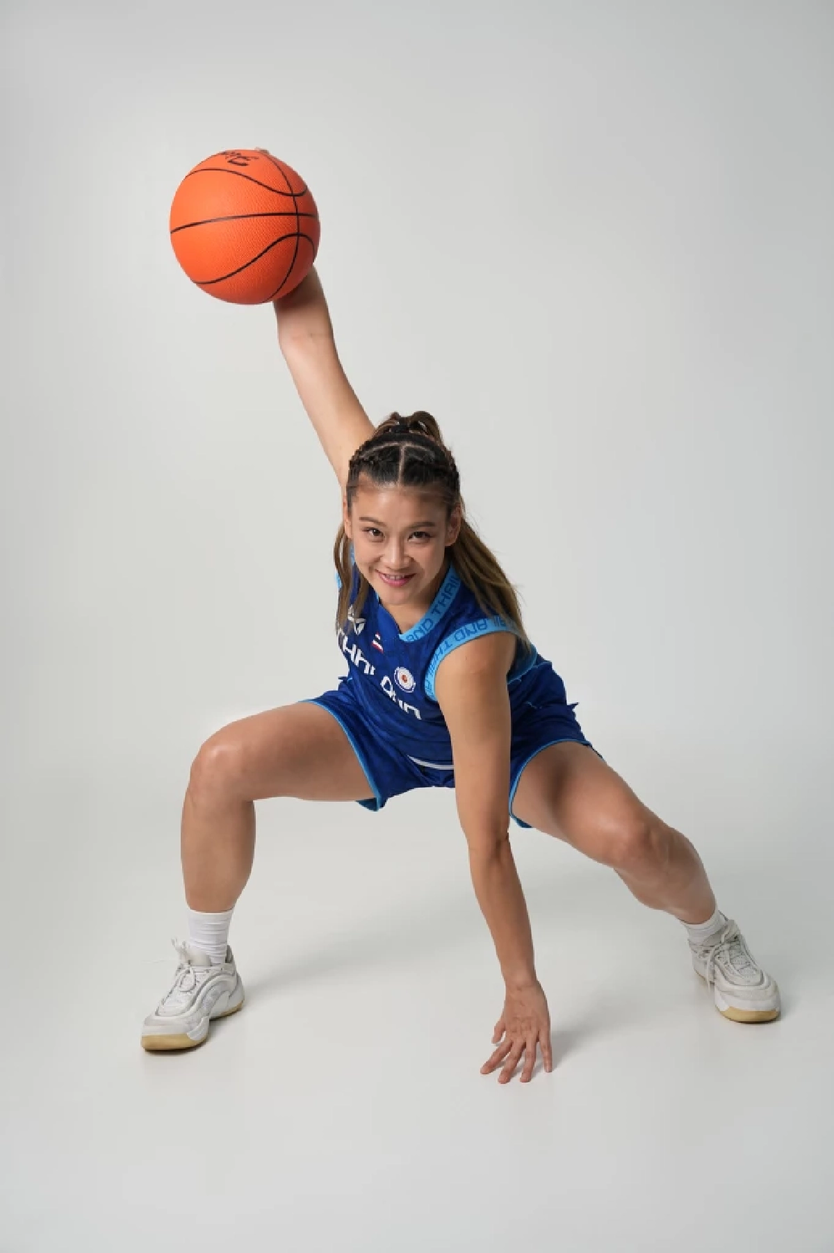 Warrix เปิดตัวชุดบาสทีมชาติไทย 2025/26 ดึงอัตลักษณ์ “ความเป็นไทย” สู่สนามแข่ง